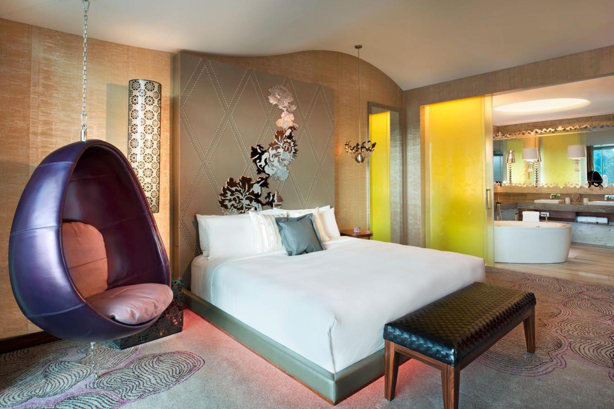 W Singapore - Sentosa Cove Екстериор снимка A suite at the W Hotel in London