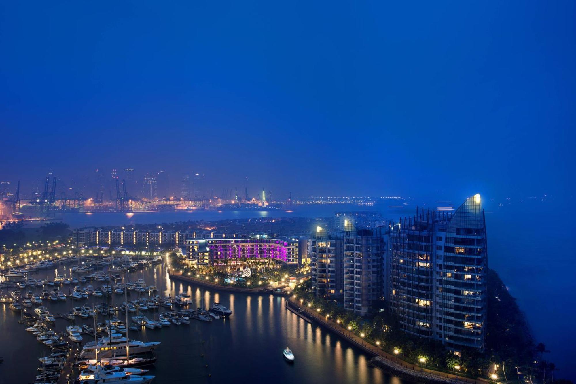 W Singapore - Sentosa Cove Екстериор снимка Marina del Rey at night